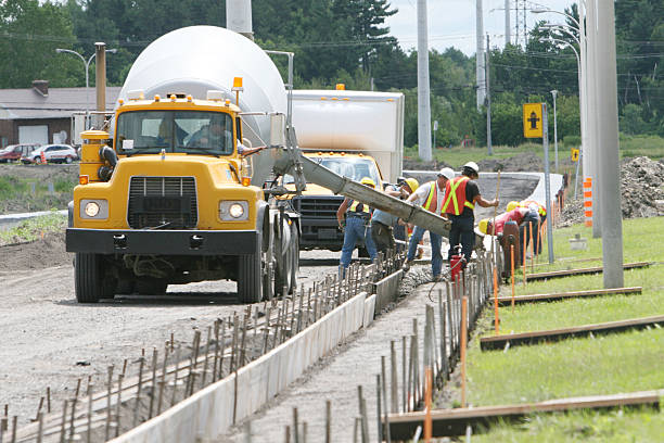Best Concrete Sidewalk Installation in Lawrence, MA